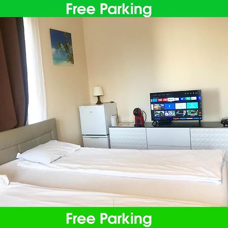 Fresh House Hotel Praha Bagian luar foto